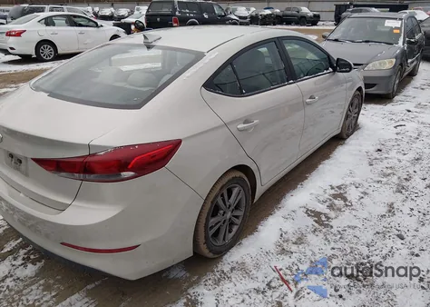 2018 Hyundai Elantra Sel z USA, uszkodzony, nr VIN 5NPD84LF0JH232667